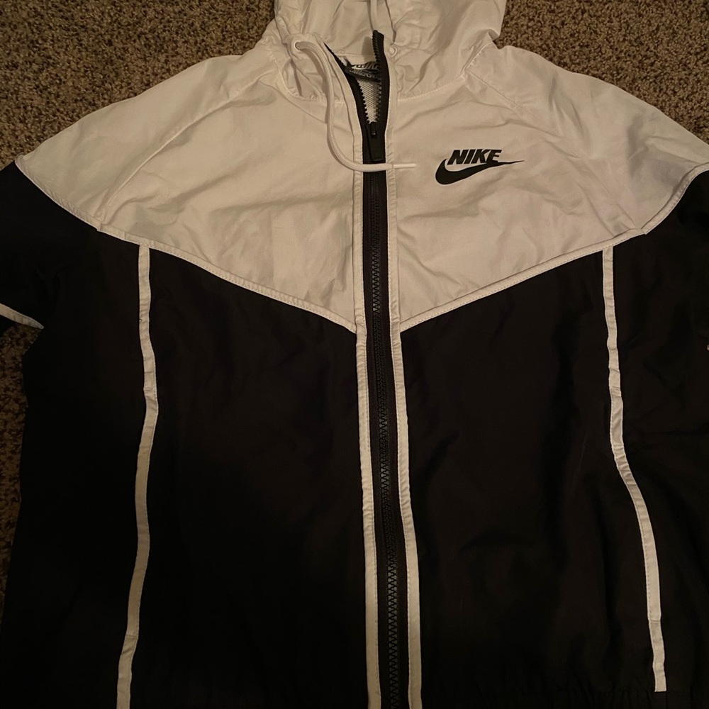 Nike windbreaker